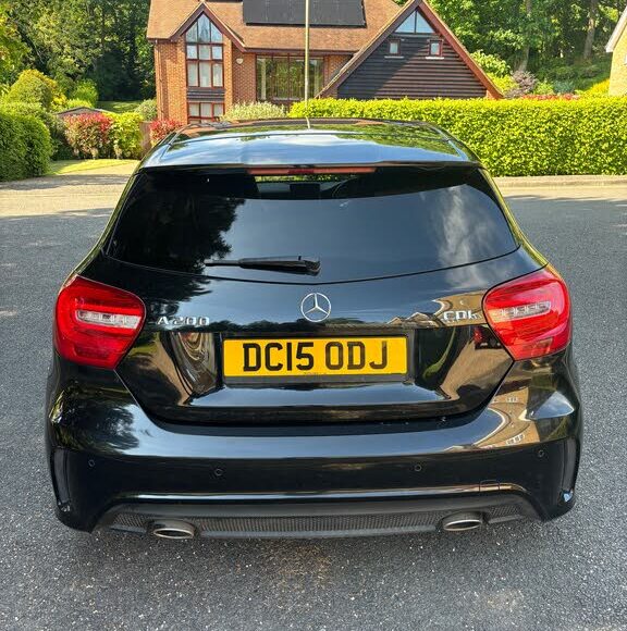 2015_mercedes benz_a class pic 6886904137490246993 1024x768 1 576x580