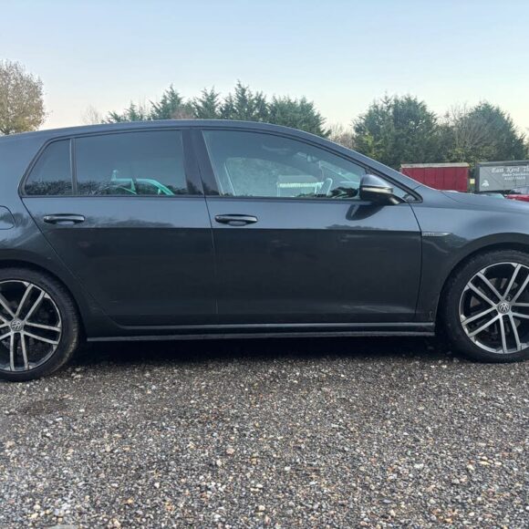2015_volkswagen_golf pic 5597577579460939164 1024x768 1 580x580